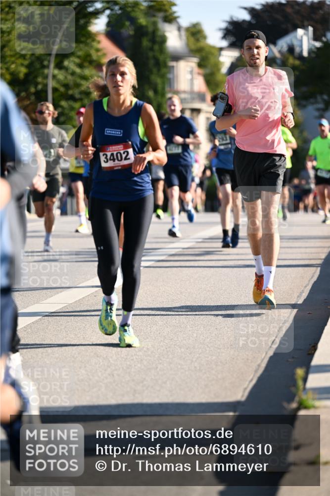 01.09.2024 - BARMER Alsterlauf Dr. Thomas Lammeyer http://msf.ph/oto/6894610 01.09.2024 09:30:52 Laufen 3402 meine-sportfotos.de