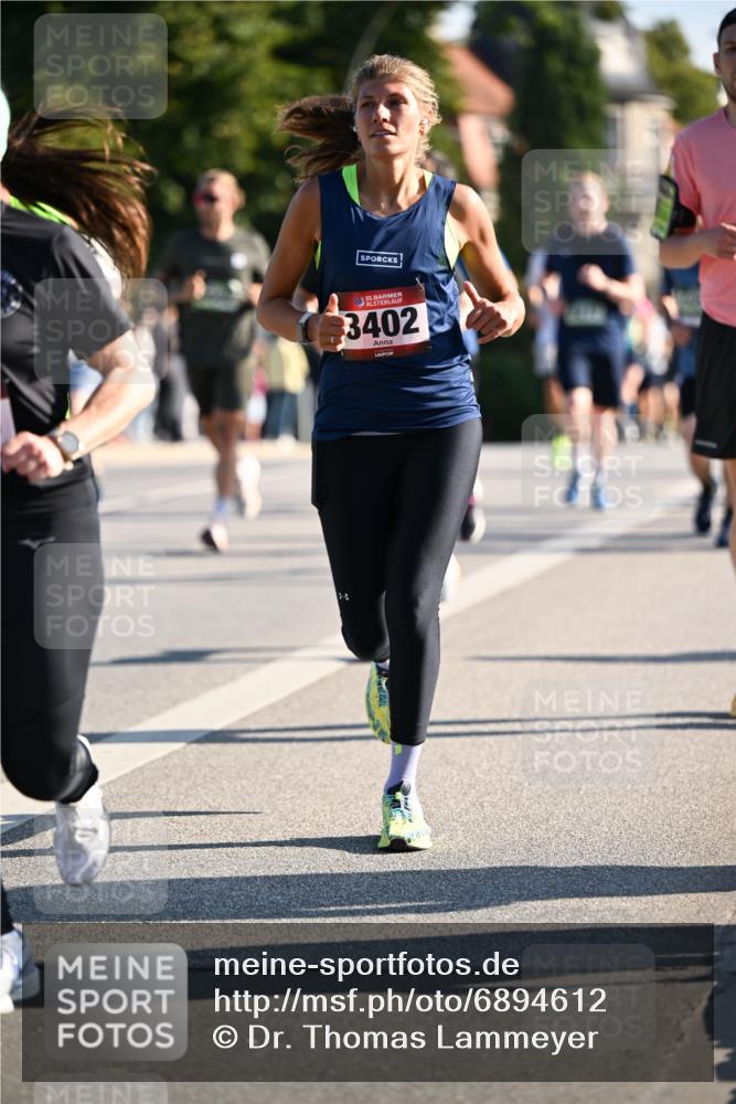 01.09.2024 - BARMER Alsterlauf Dr. Thomas Lammeyer http://msf.ph/oto/6894612 01.09.2024 09:30:53 Laufen 0, 35, 3402 meine-sportfotos.de