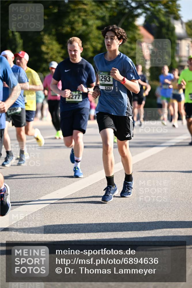01.09.2024 - BARMER Alsterlauf Dr. Thomas Lammeyer http://msf.ph/oto/6894636 01.09.2024 09:30:56 Laufen 3967, 8277, 5293, 5293, 2023 meine-sportfotos.de