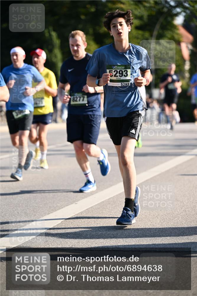 01.09.2024 - BARMER Alsterlauf Dr. Thomas Lammeyer http://msf.ph/oto/6894638 01.09.2024 09:30:56 Laufen 8277, 35, 5293, 5293 meine-sportfotos.de