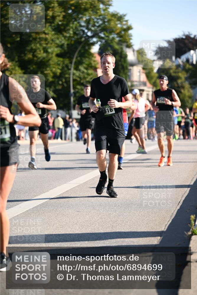 01.09.2024 - BARMER Alsterlauf Dr. Thomas Lammeyer http://msf.ph/oto/6894699 01.09.2024 09:31:08 Laufen 31, 616 meine-sportfotos.de