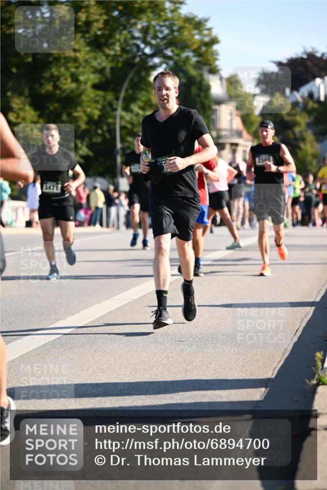 01.09.2024 - BARMER Alsterlauf Dr. Thomas Lammeyer http://msf.ph/oto/6894700 01.09.2024 09:31:08 Laufen 6, 3471, 2565 meine-sportfotos.de