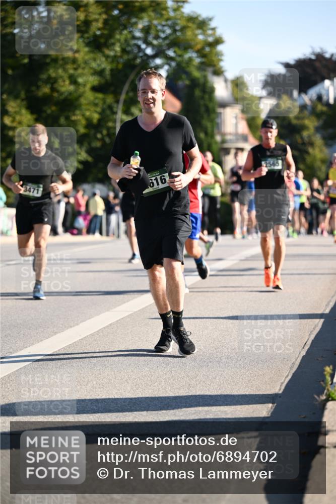 01.09.2024 - BARMER Alsterlauf Dr. Thomas Lammeyer http://msf.ph/oto/6894702 01.09.2024 09:31:08 Laufen 616, 2565 meine-sportfotos.de
