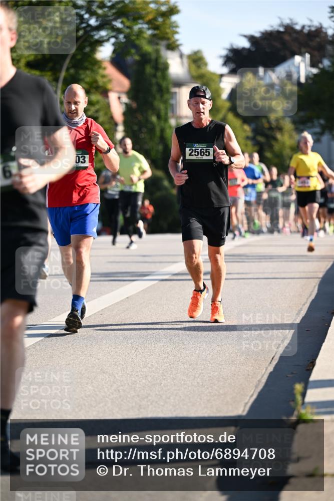 01.09.2024 - BARMER Alsterlauf Dr. Thomas Lammeyer http://msf.ph/oto/6894708 01.09.2024 09:31:09 Laufen 6, 03, 2565 meine-sportfotos.de
