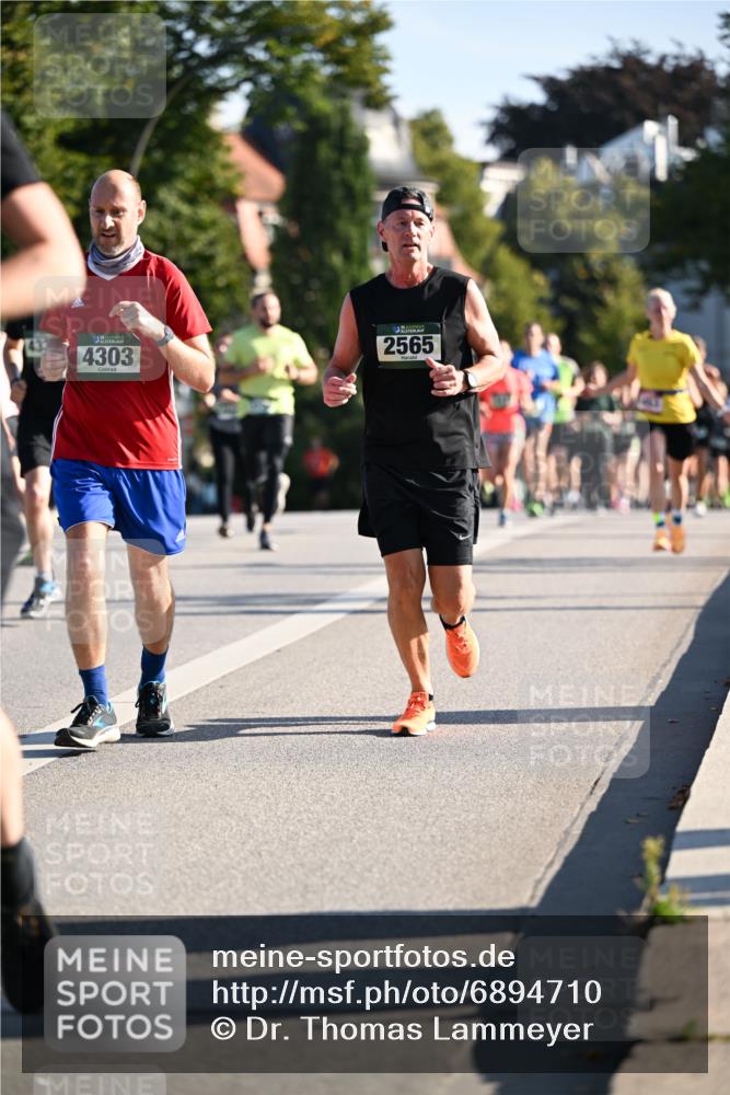 01.09.2024 - BARMER Alsterlauf Dr. Thomas Lammeyer http://msf.ph/oto/6894710 01.09.2024 09:31:10 Laufen 4303, 2565 meine-sportfotos.de