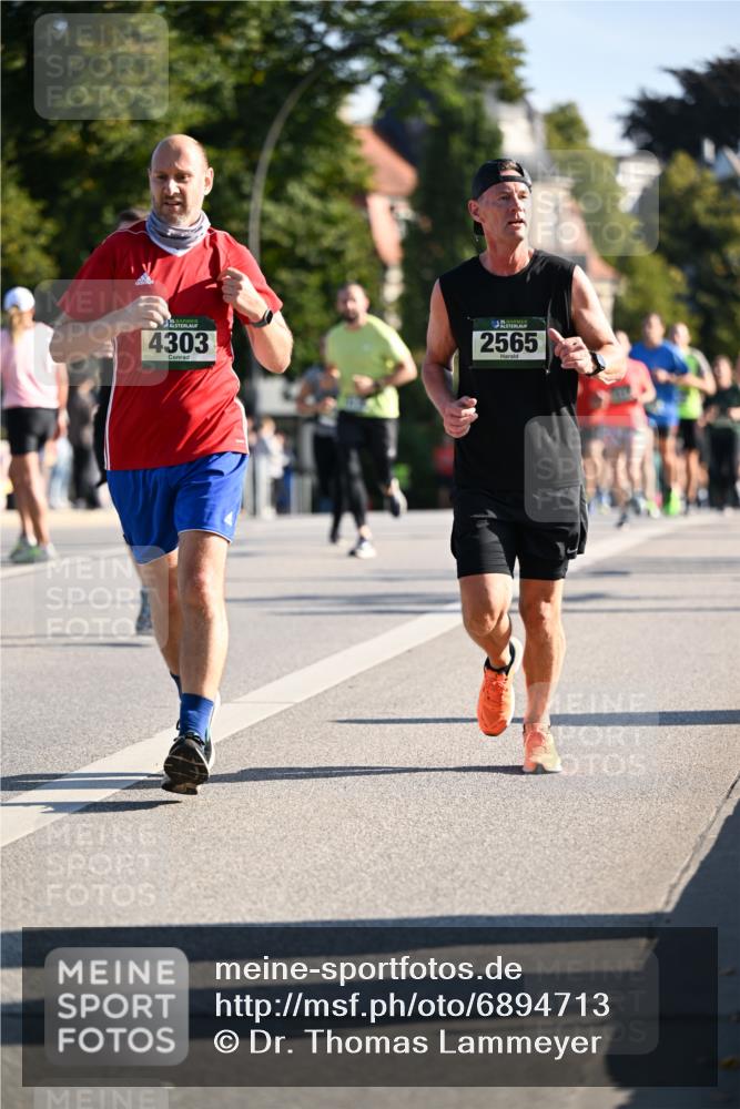 01.09.2024 - BARMER Alsterlauf Dr. Thomas Lammeyer http://msf.ph/oto/6894713 01.09.2024 09:31:10 Laufen 4303, 2565 meine-sportfotos.de