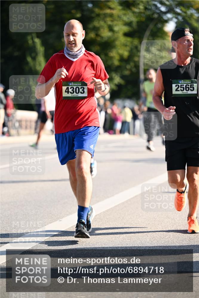 01.09.2024 - BARMER Alsterlauf Dr. Thomas Lammeyer http://msf.ph/oto/6894718 01.09.2024 09:31:11 Laufen 35, 4303, 25, 2565 meine-sportfotos.de