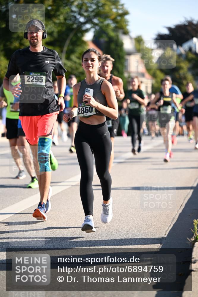 01.09.2024 - BARMER Alsterlauf Dr. Thomas Lammeyer http://msf.ph/oto/6894759 01.09.2024 09:31:17 Laufen 2295, 2860 meine-sportfotos.de