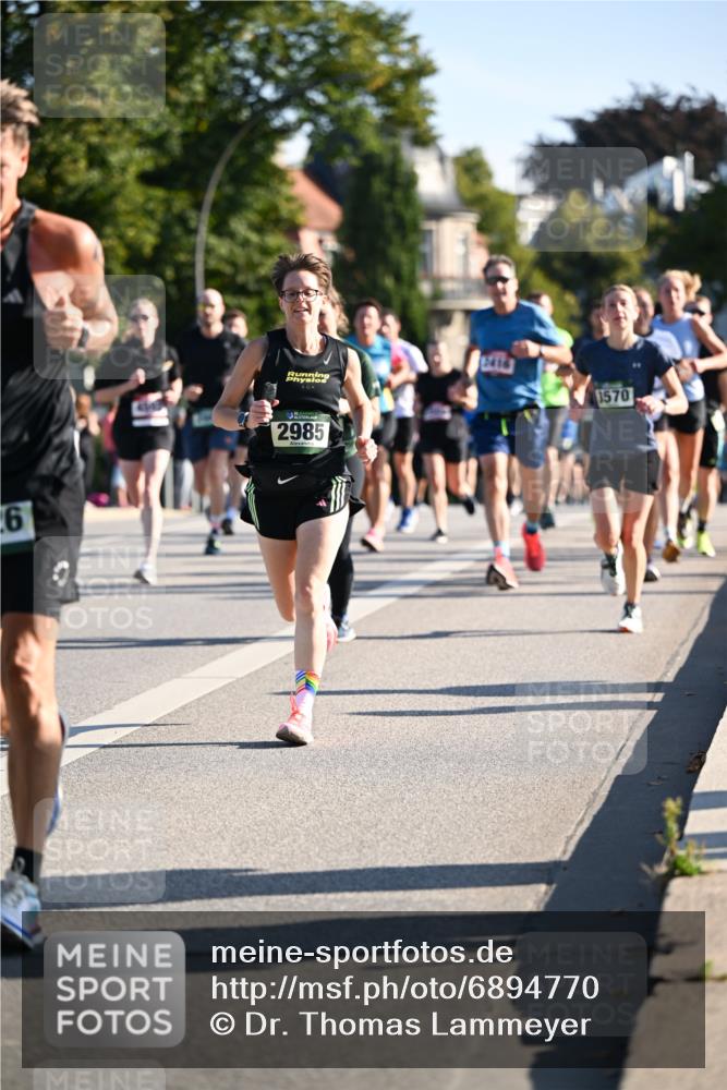 01.09.2024 - BARMER Alsterlauf Dr. Thomas Lammeyer http://msf.ph/oto/6894770 01.09.2024 09:31:19 Laufen 6, 1416, 1570, 2985 meine-sportfotos.de