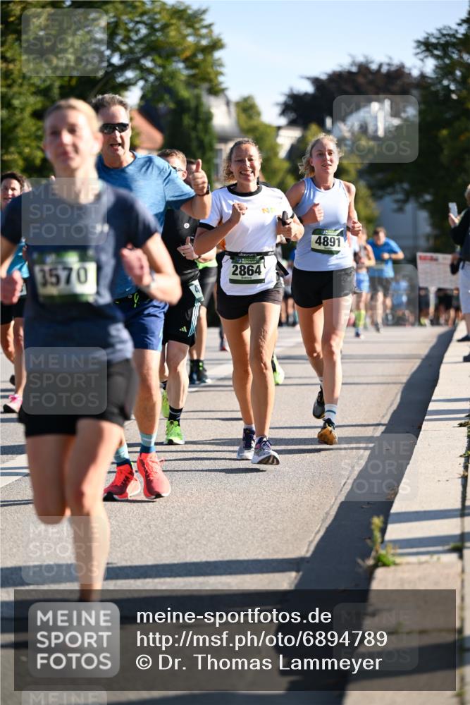 01.09.2024 - BARMER Alsterlauf Dr. Thomas Lammeyer http://msf.ph/oto/6894789 01.09.2024 09:31:22 Laufen 3570, 2864, 4891 meine-sportfotos.de