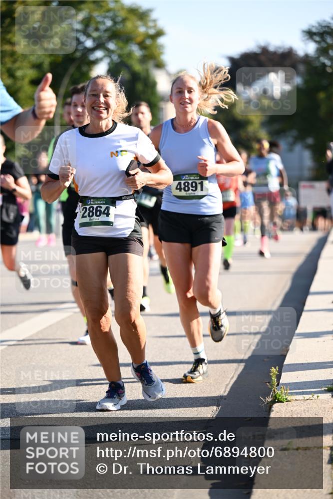 01.09.2024 - BARMER Alsterlauf Dr. Thomas Lammeyer http://msf.ph/oto/6894800 01.09.2024 09:31:23 Laufen 35, 2864, 4891 meine-sportfotos.de