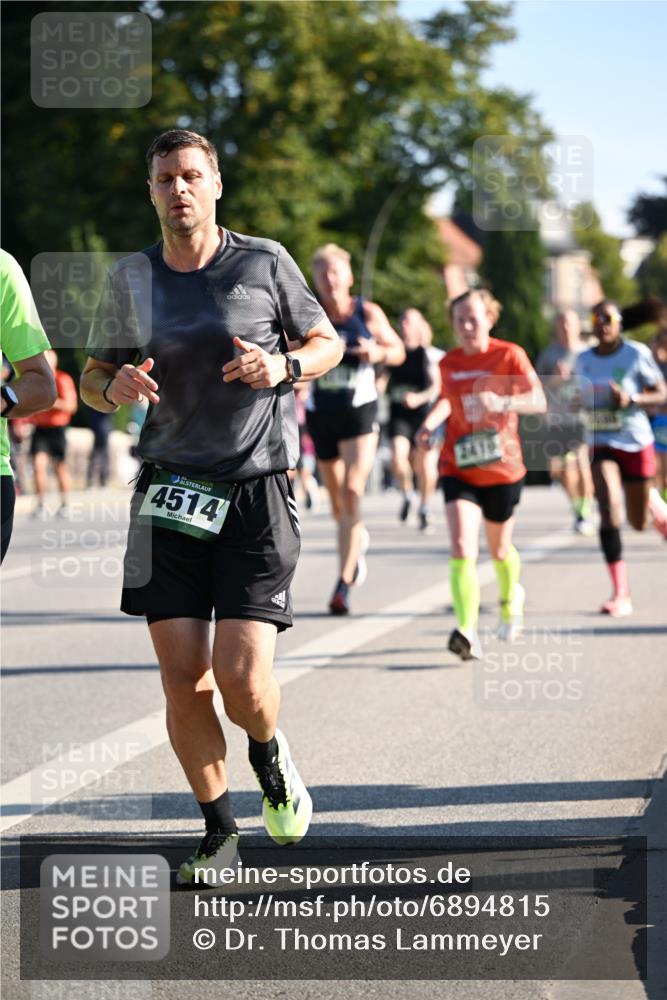 01.09.2024 - BARMER Alsterlauf Dr. Thomas Lammeyer http://msf.ph/oto/6894815 01.09.2024 09:31:26 Laufen 4514, 2410 meine-sportfotos.de