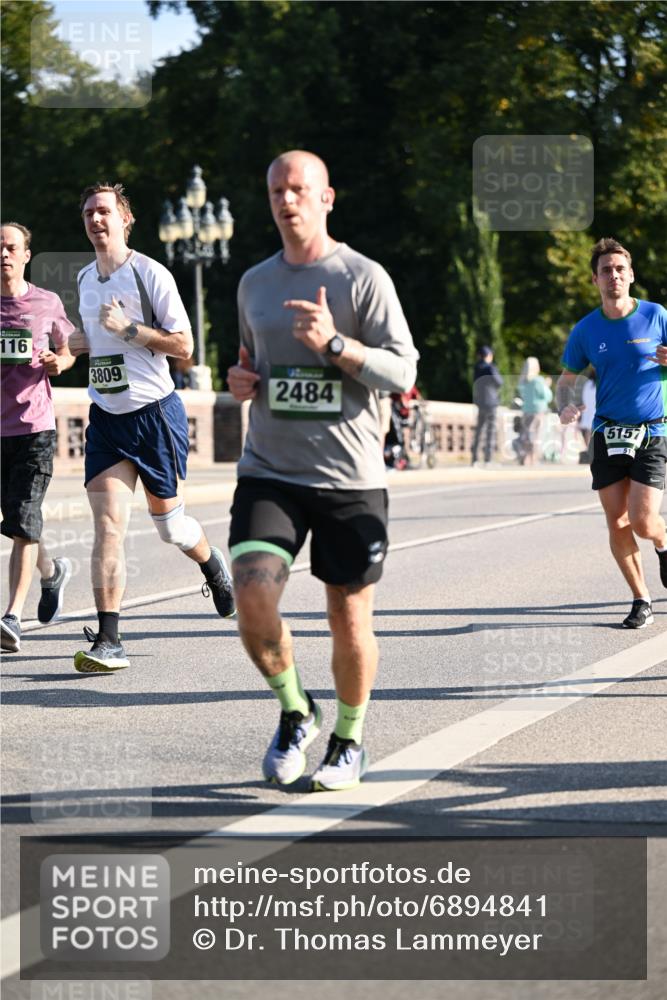 01.09.2024 - BARMER Alsterlauf Dr. Thomas Lammeyer http://msf.ph/oto/6894841 01.09.2024 09:31:30 Laufen 116, 3809, 2484, 5157 meine-sportfotos.de