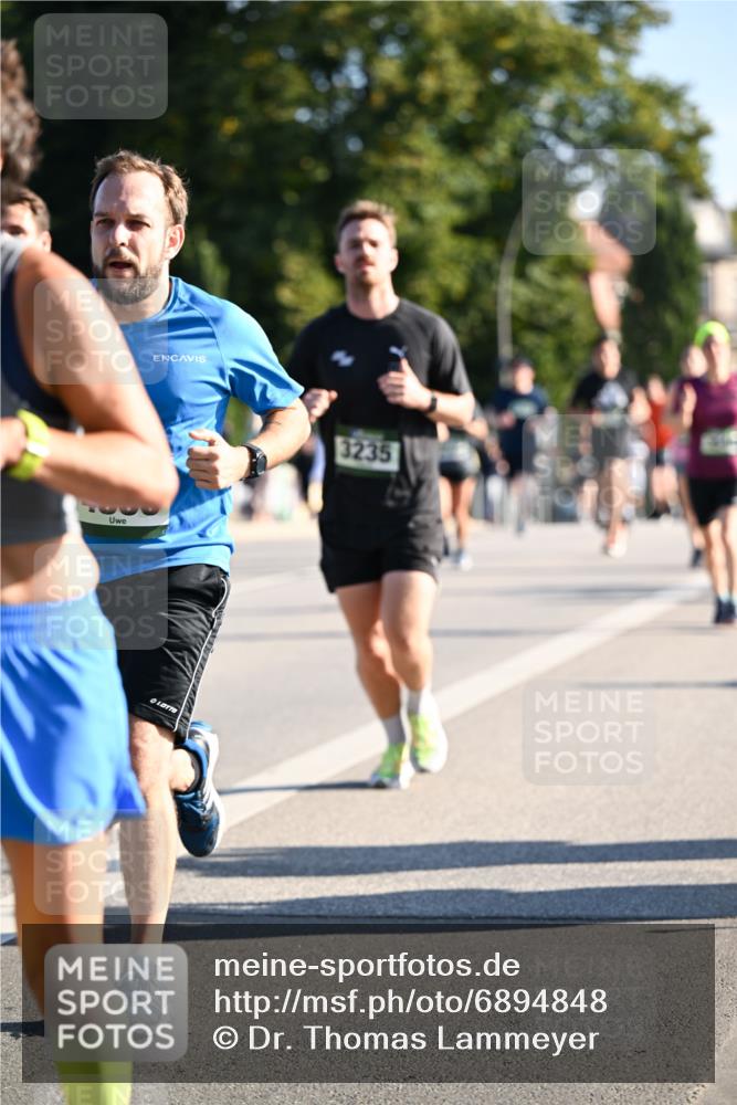 01.09.2024 - BARMER Alsterlauf Dr. Thomas Lammeyer http://msf.ph/oto/6894848 01.09.2024 09:31:31 Laufen 3235 meine-sportfotos.de