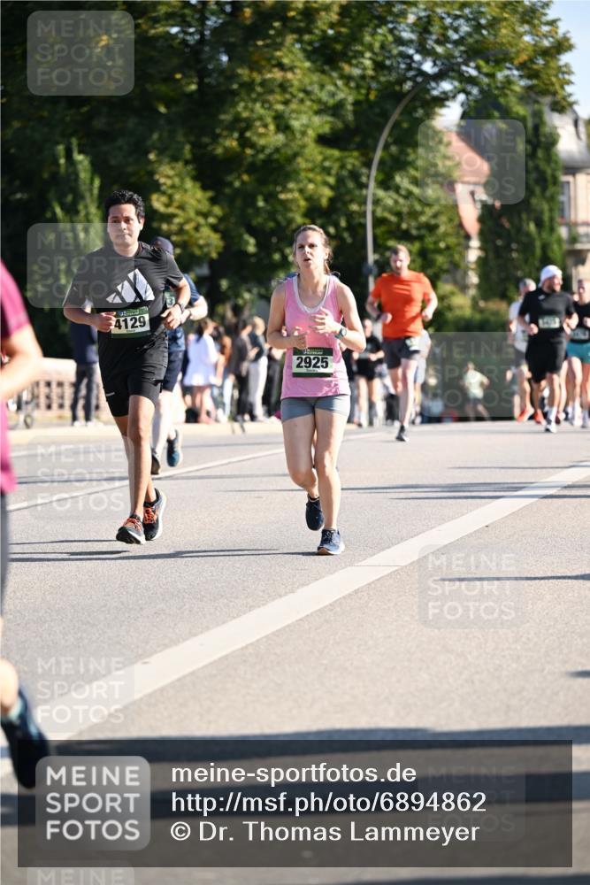 01.09.2024 - BARMER Alsterlauf Dr. Thomas Lammeyer http://msf.ph/oto/6894862 01.09.2024 09:31:34 Laufen 4129, 2925 meine-sportfotos.de
