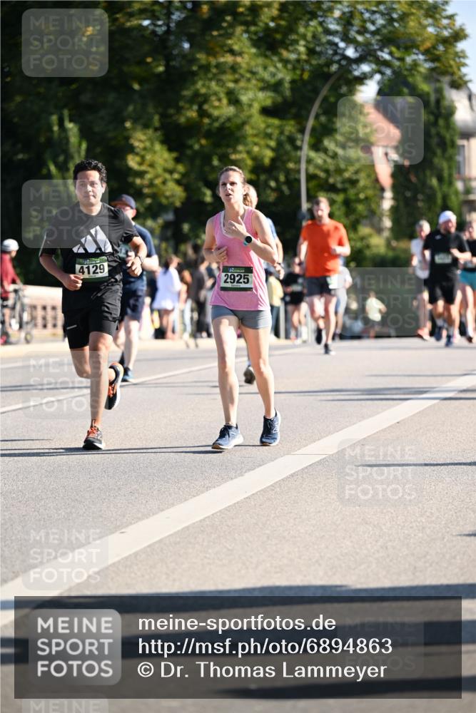 01.09.2024 - BARMER Alsterlauf Dr. Thomas Lammeyer http://msf.ph/oto/6894863 01.09.2024 09:31:34 Laufen 4129, 2925 meine-sportfotos.de