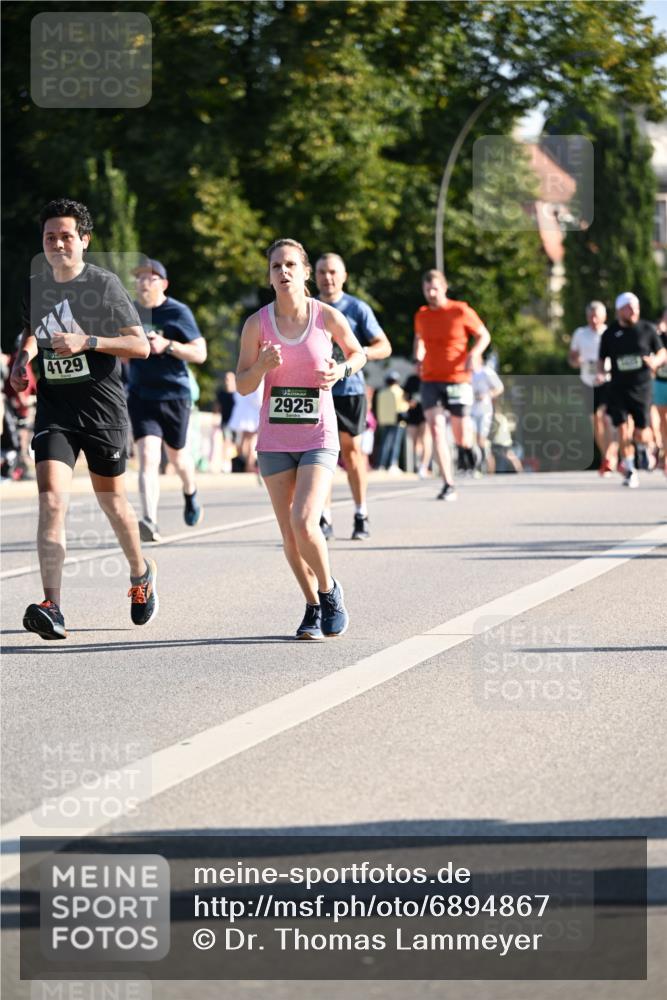01.09.2024 - BARMER Alsterlauf Dr. Thomas Lammeyer http://msf.ph/oto/6894867 01.09.2024 09:31:35 Laufen 4129, 2925 meine-sportfotos.de