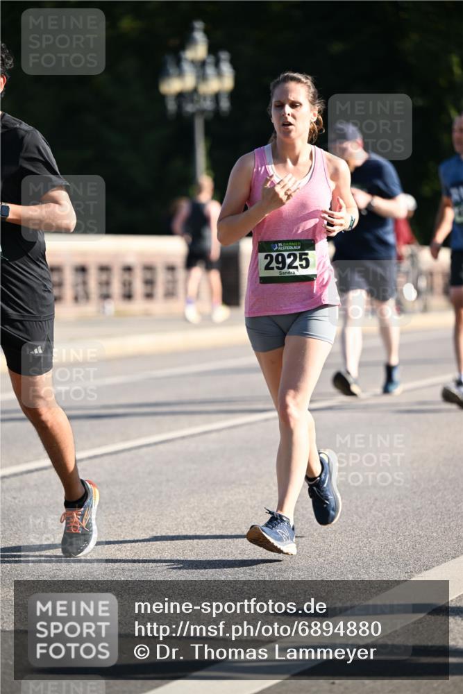01.09.2024 - BARMER Alsterlauf Dr. Thomas Lammeyer http://msf.ph/oto/6894880 01.09.2024 09:31:36 Laufen 135, 2925 meine-sportfotos.de