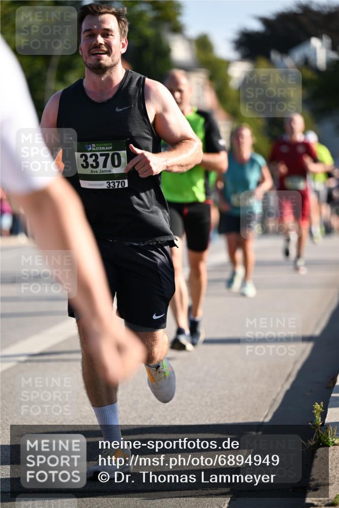 01.09.2024 - BARMER Alsterlauf Dr. Thomas Lammeyer http://msf.ph/oto/6894949 01.09.2024 09:31:46 Laufen 35, 3370, 3370 meine-sportfotos.de
