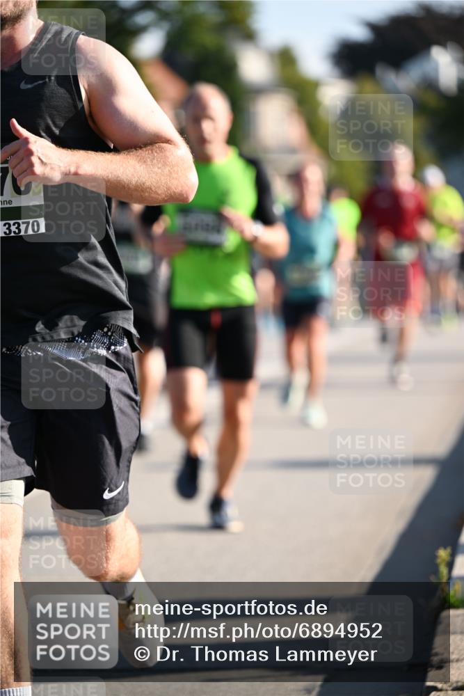 01.09.2024 - BARMER Alsterlauf Dr. Thomas Lammeyer http://msf.ph/oto/6894952 01.09.2024 09:31:47 Laufen 3370 meine-sportfotos.de