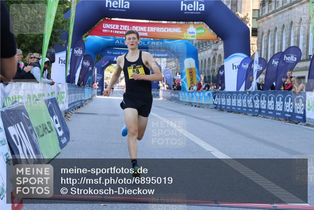 01.09.2024 - BARMER Alsterlauf Strokosch-Dieckow http://msf.ph/oto/6895019 01.09.2024 11:17:24 Ziel 58 meine-sportfotos.de