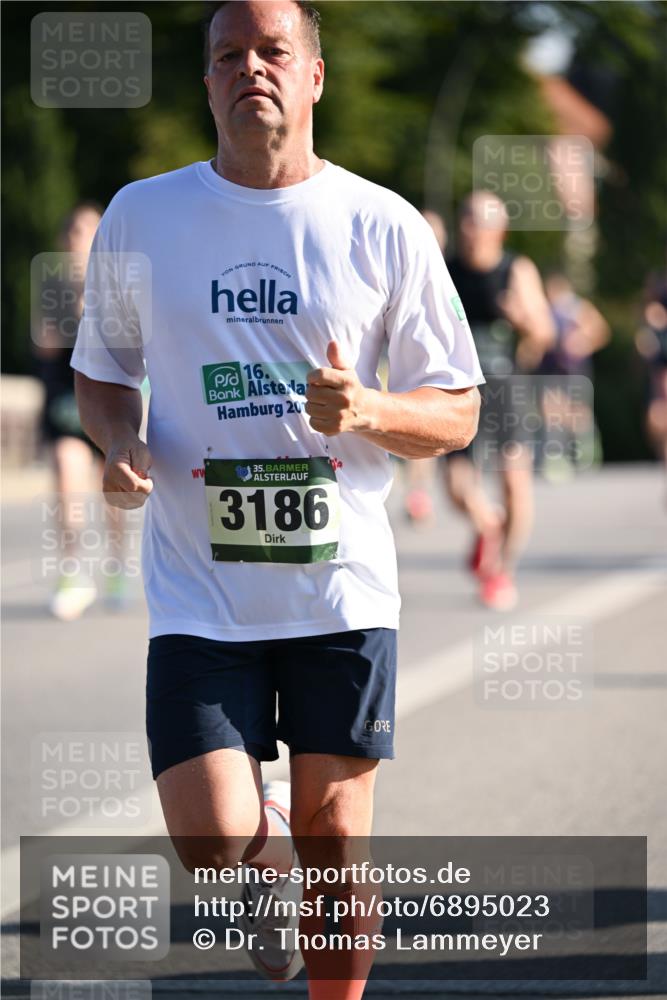 01.09.2024 - BARMER Alsterlauf Dr. Thomas Lammeyer http://msf.ph/oto/6895023 01.09.2024 09:31:58 Laufen 16, 20, 35, 3186 meine-sportfotos.de