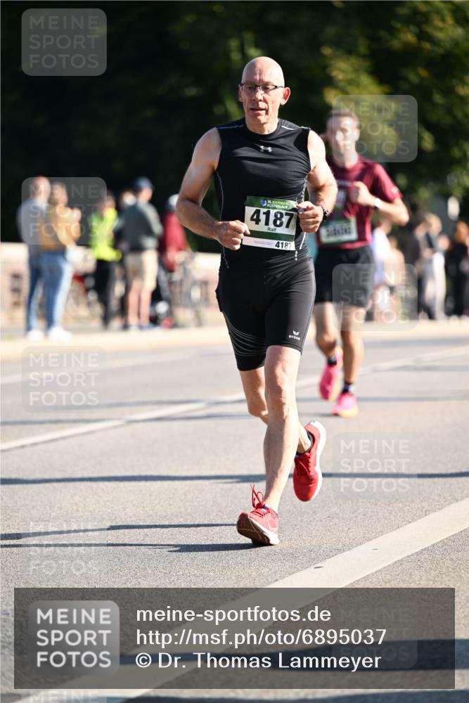 01.09.2024 - BARMER Alsterlauf Dr. Thomas Lammeyer http://msf.ph/oto/6895037 01.09.2024 09:32:00 Laufen 35, 4187, 4187 meine-sportfotos.de