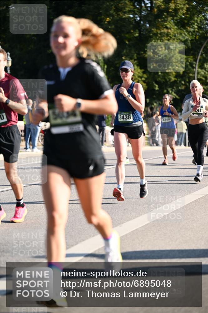 01.09.2024 - BARMER Alsterlauf Dr. Thomas Lammeyer http://msf.ph/oto/6895048 01.09.2024 09:32:02 Laufen 0, 3438, 4240, 3241 meine-sportfotos.de