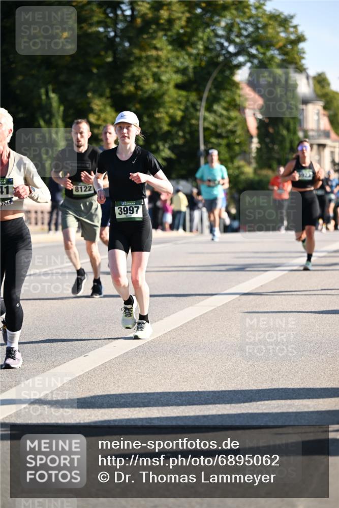 01.09.2024 - BARMER Alsterlauf Dr. Thomas Lammeyer http://msf.ph/oto/6895062 01.09.2024 09:32:04 Laufen 11, 3241, 8122, 3997 meine-sportfotos.de