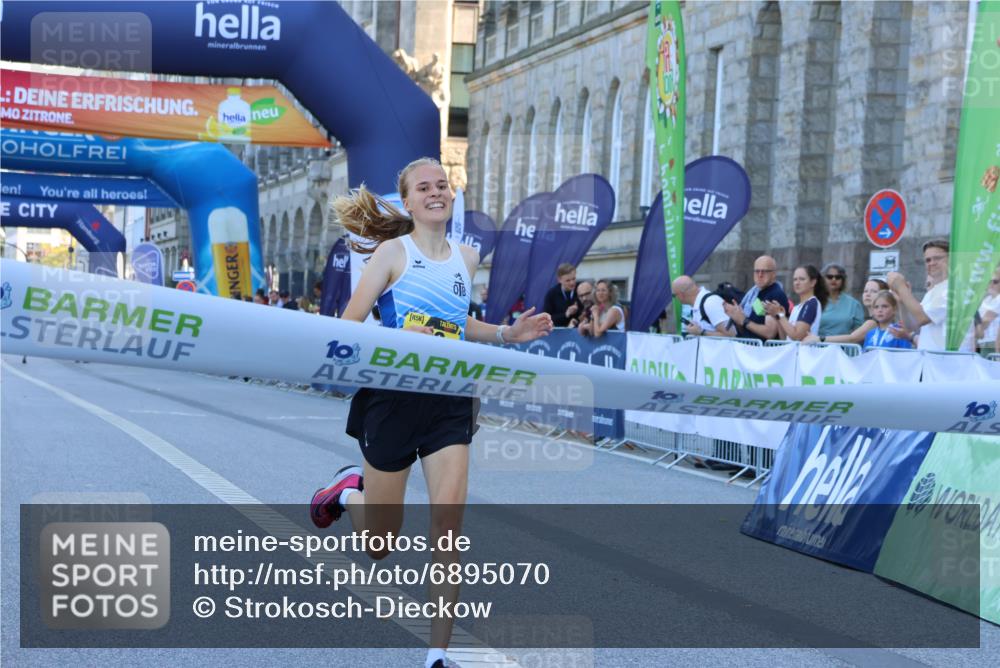 01.09.2024 - BARMER Alsterlauf Strokosch-Dieckow http://msf.ph/oto/6895070 01.09.2024 11:17:47 Ziel 73 meine-sportfotos.de