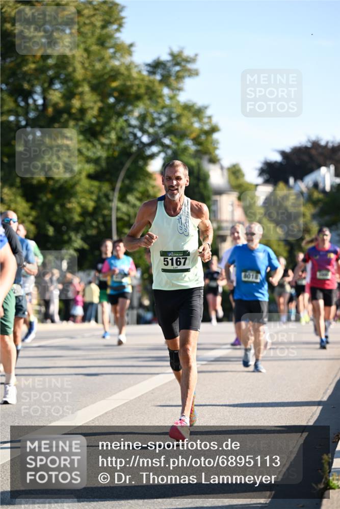01.09.2024 - BARMER Alsterlauf Dr. Thomas Lammeyer http://msf.ph/oto/6895113 01.09.2024 09:32:14 Laufen 5167, 8018 meine-sportfotos.de