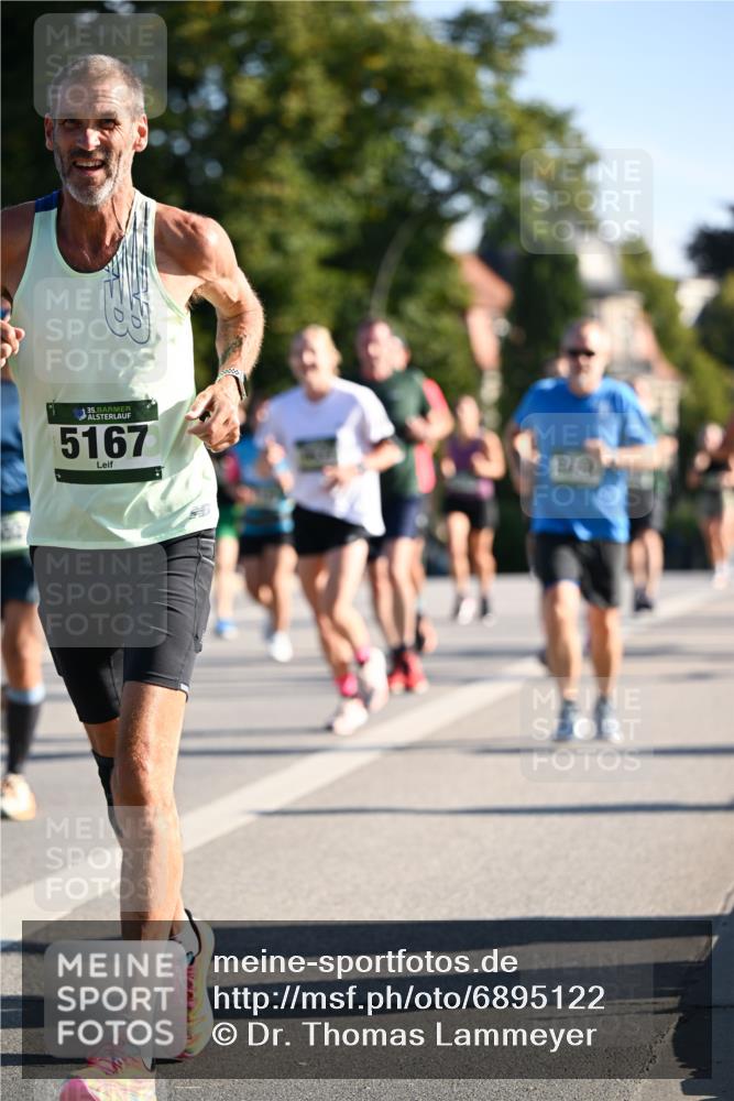 01.09.2024 - BARMER Alsterlauf Dr. Thomas Lammeyer http://msf.ph/oto/6895122 01.09.2024 09:32:15 Laufen 35, 5167 meine-sportfotos.de