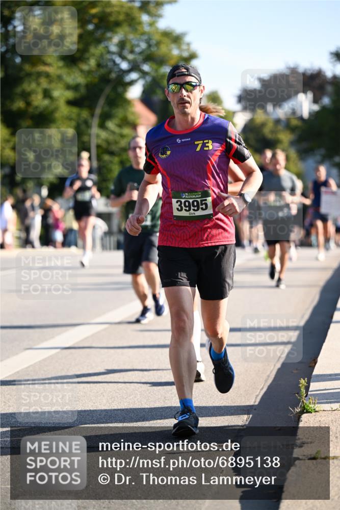 01.09.2024 - BARMER Alsterlauf Dr. Thomas Lammeyer http://msf.ph/oto/6895138 01.09.2024 09:32:18 Laufen 73, 35, 3995 meine-sportfotos.de
