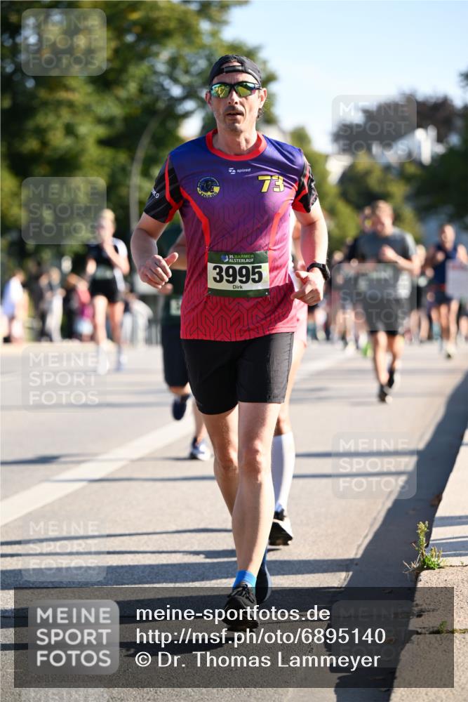 01.09.2024 - BARMER Alsterlauf Dr. Thomas Lammeyer http://msf.ph/oto/6895140 01.09.2024 09:32:19 Laufen 73, 35, 3995 meine-sportfotos.de
