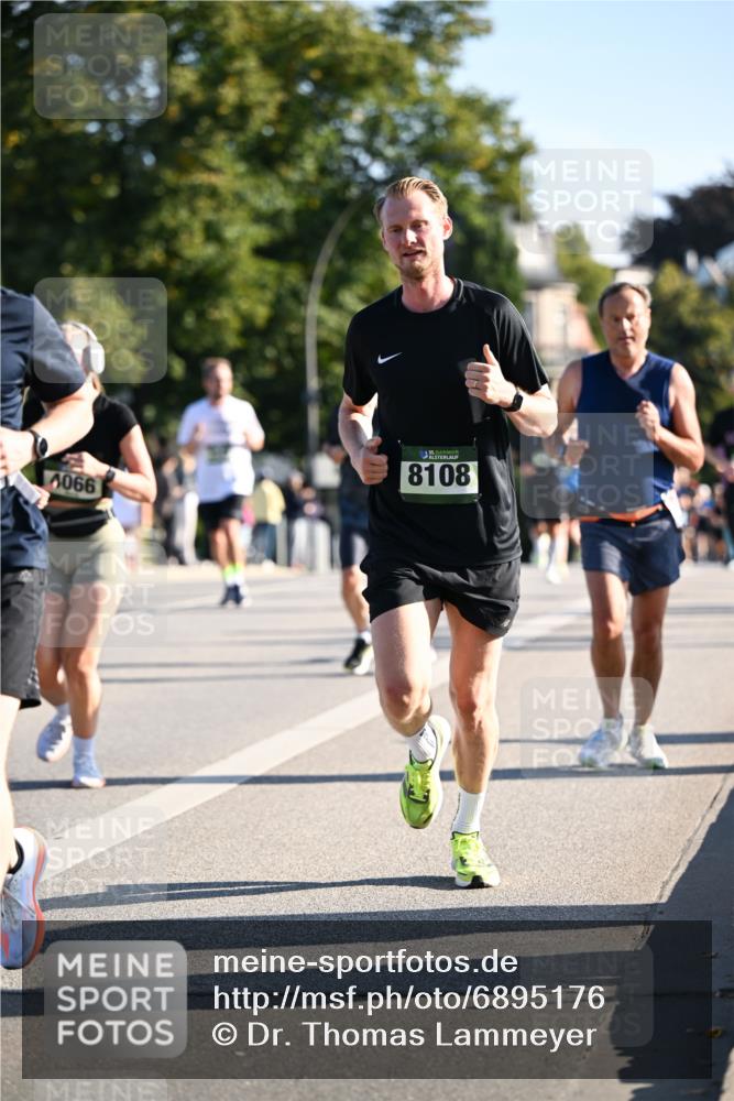 01.09.2024 - BARMER Alsterlauf Dr. Thomas Lammeyer http://msf.ph/oto/6895176 01.09.2024 09:32:23 Laufen 4066, 8108 meine-sportfotos.de