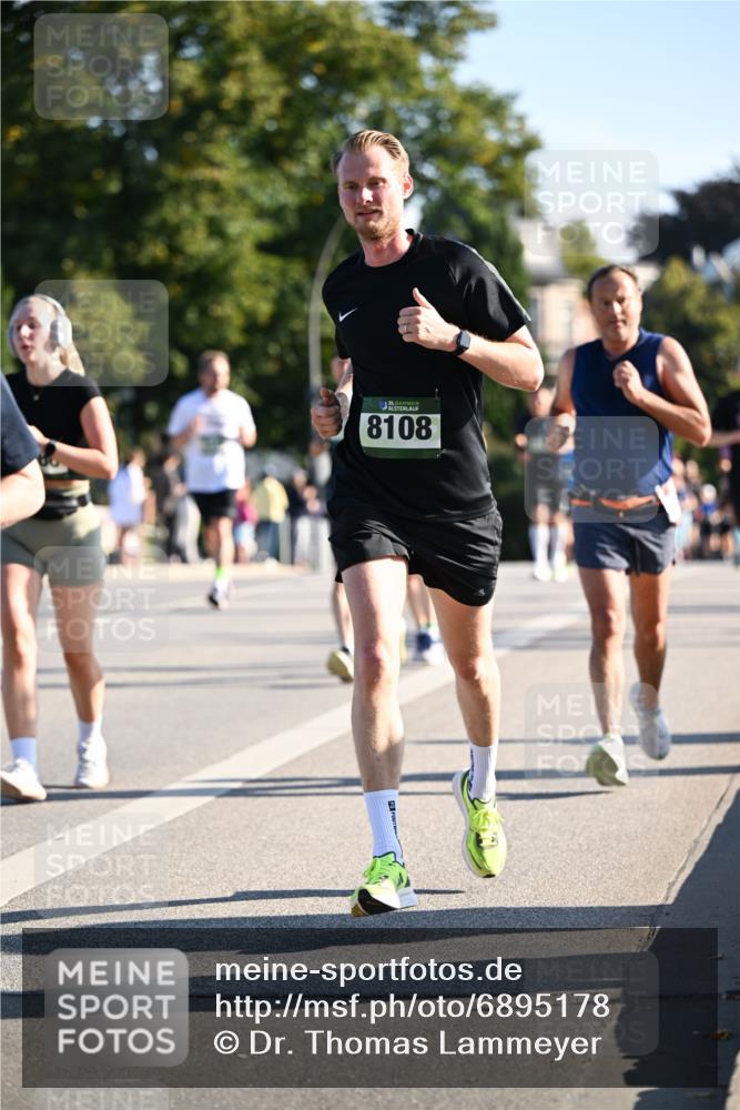 01.09.2024 - BARMER Alsterlauf Dr. Thomas Lammeyer http://msf.ph/oto/6895178 01.09.2024 09:32:23 Laufen 35, 8108 meine-sportfotos.de
