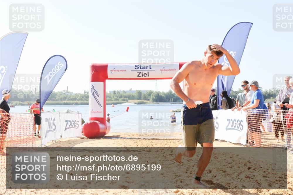 01.09.2024 - 17. Tribühne Triathlon Luisa Fischer http://msf.ph/oto/6895199 01.09.2024 11:02:09 Schwimmen 312, 398, 402, 440 meine-sportfotos.de