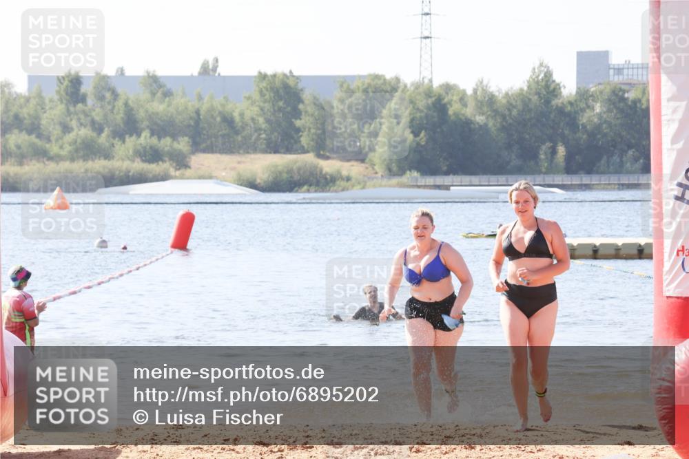 01.09.2024 - 17. Tribühne Triathlon Luisa Fischer http://msf.ph/oto/6895202 01.09.2024 11:02:14 Schwimmen 312, 402, 440 meine-sportfotos.de