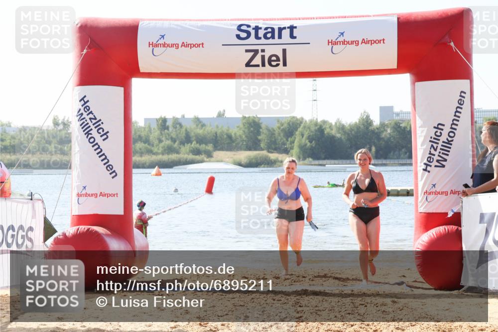 01.09.2024 - 17. Tribühne Triathlon Luisa Fischer http://msf.ph/oto/6895211 01.09.2024 11:02:15 Schwimmen 312, 402, 440 meine-sportfotos.de