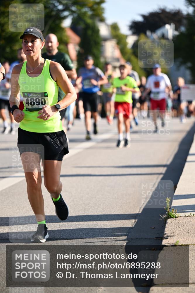 01.09.2024 - BARMER Alsterlauf Dr. Thomas Lammeyer http://msf.ph/oto/6895288 01.09.2024 09:32:35 Laufen 35, 4890 meine-sportfotos.de