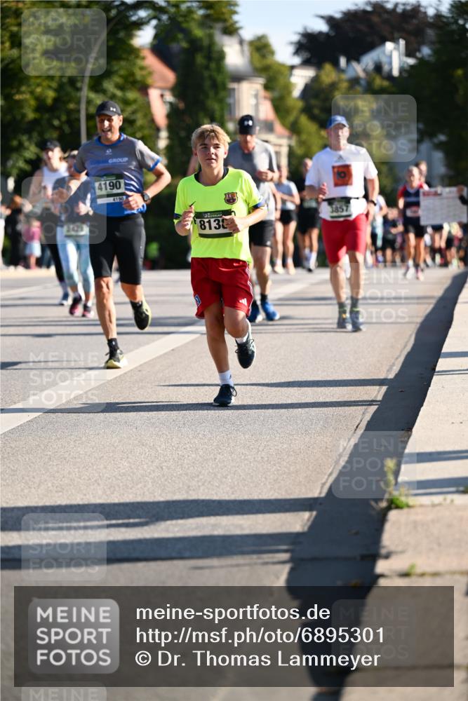 01.09.2024 - BARMER Alsterlauf Dr. Thomas Lammeyer http://msf.ph/oto/6895301 01.09.2024 09:32:36 Laufen 4190, 4190, 8138, 3857 meine-sportfotos.de