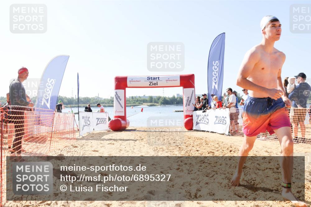 01.09.2024 - 17. Tribühne Triathlon Luisa Fischer http://msf.ph/oto/6895327 01.09.2024 11:04:23 Schwimmen 364 meine-sportfotos.de