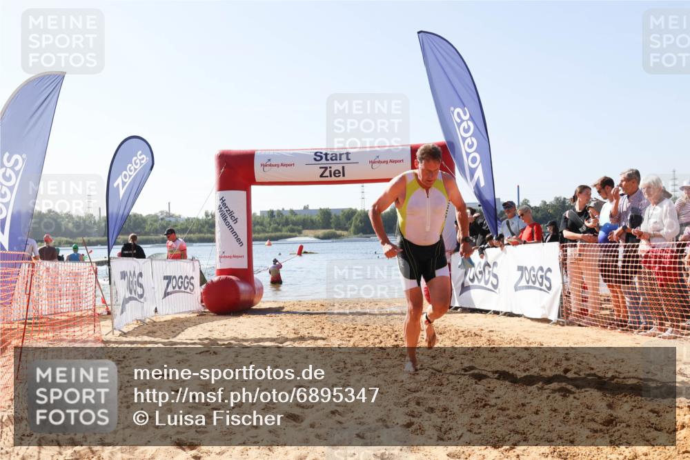 01.09.2024 - 17. Tribühne Triathlon Luisa Fischer http://msf.ph/oto/6895347 01.09.2024 11:05:29 Schwimmen 401 meine-sportfotos.de