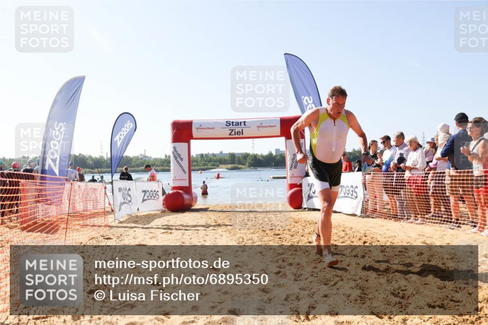 01.09.2024 - 17. Tribühne Triathlon Luisa Fischer http://msf.ph/oto/6895350 01.09.2024 11:05:30 Schwimmen 401 meine-sportfotos.de