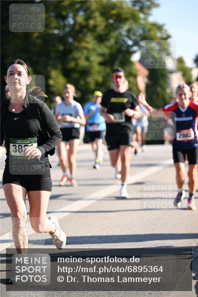 01.09.2024 - BARMER Alsterlauf Dr. Thomas Lammeyer http://msf.ph/oto/6895364 01.09.2024 09:32:44 Laufen 35, 382, 2982 meine-sportfotos.de