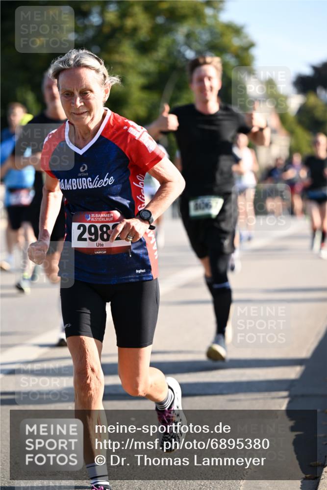 01.09.2024 - BARMER Alsterlauf Dr. Thomas Lammeyer http://msf.ph/oto/6895380 01.09.2024 09:32:46 Laufen 135, 2982 meine-sportfotos.de
