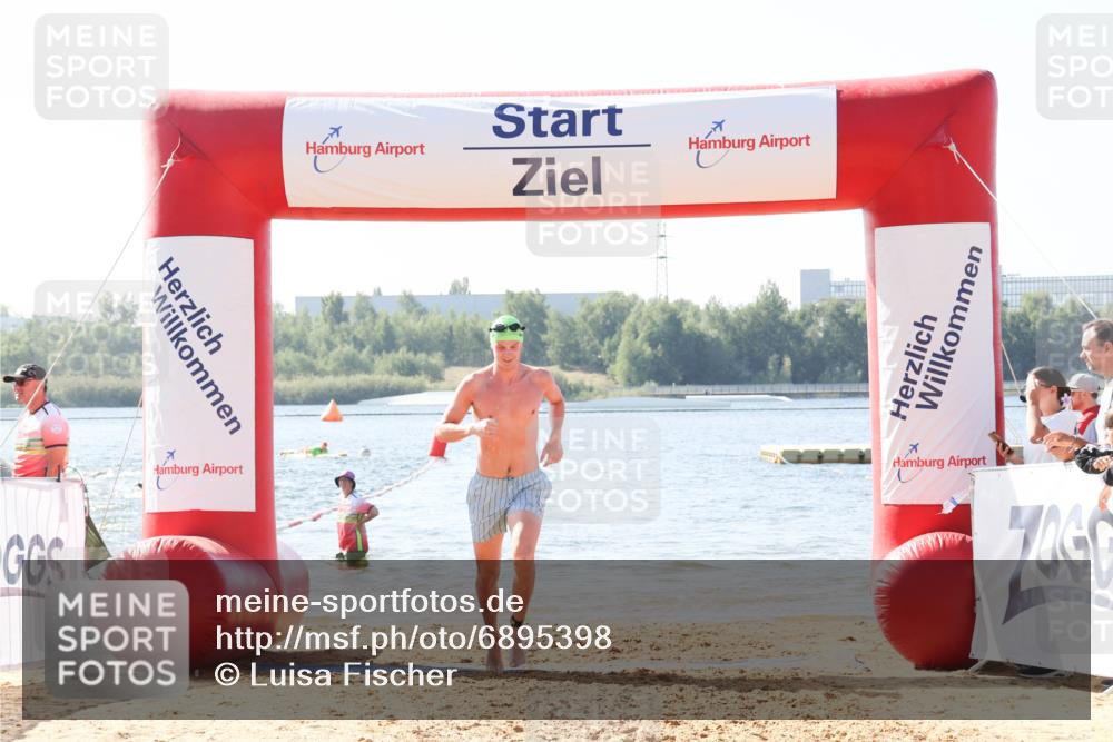01.09.2024 - 17. Tribühne Triathlon Luisa Fischer http://msf.ph/oto/6895398 01.09.2024 11:07:00 Schwimmen 347 meine-sportfotos.de