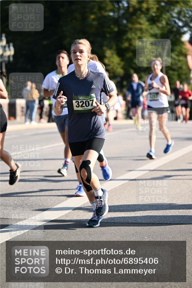 01.09.2024 - BARMER Alsterlauf Dr. Thomas Lammeyer http://msf.ph/oto/6895406 01.09.2024 09:32:48 Laufen 35, 3207 meine-sportfotos.de