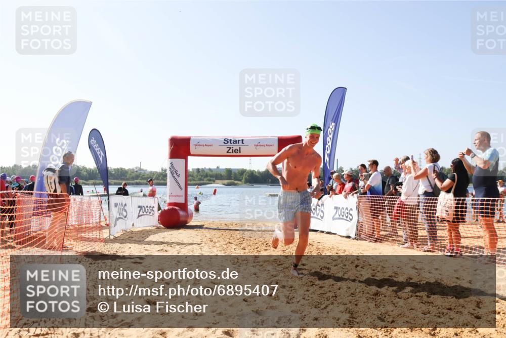 01.09.2024 - 17. Tribühne Triathlon Luisa Fischer http://msf.ph/oto/6895407 01.09.2024 11:07:02 Schwimmen 347 meine-sportfotos.de