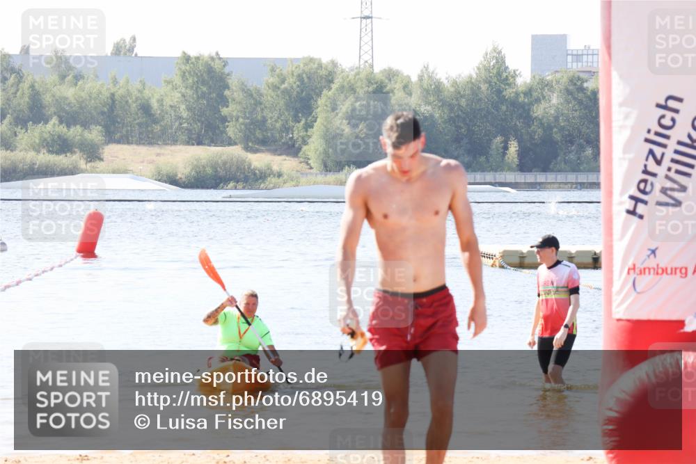 01.09.2024 - 17. Tribühne Triathlon Luisa Fischer http://msf.ph/oto/6895419 01.09.2024 11:11:16 Schwimmen 349 meine-sportfotos.de